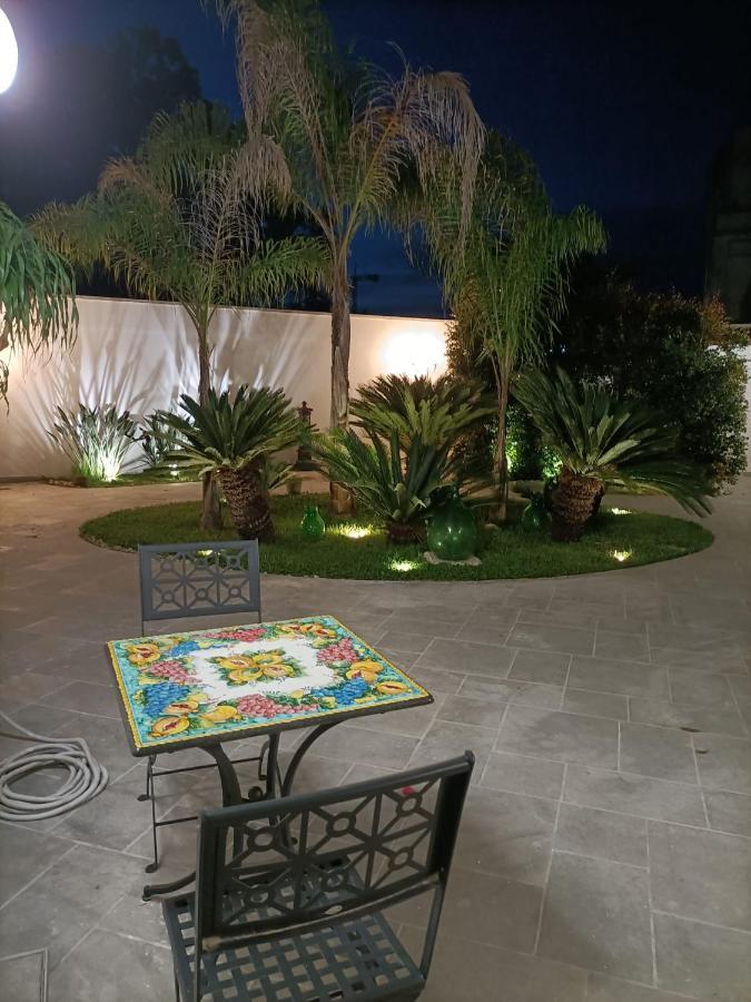 לינה וארוחת בוקר לצ'ה Il Giardino Della Scuncerta מראה חיצוני תמונה