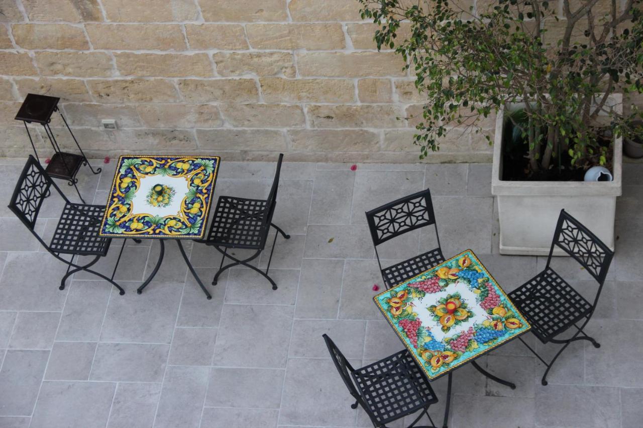 לינה וארוחת בוקר לצ'ה Il Giardino Della Scuncerta מראה חיצוני תמונה